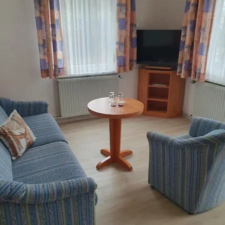 Bed & Breakfast Flora *